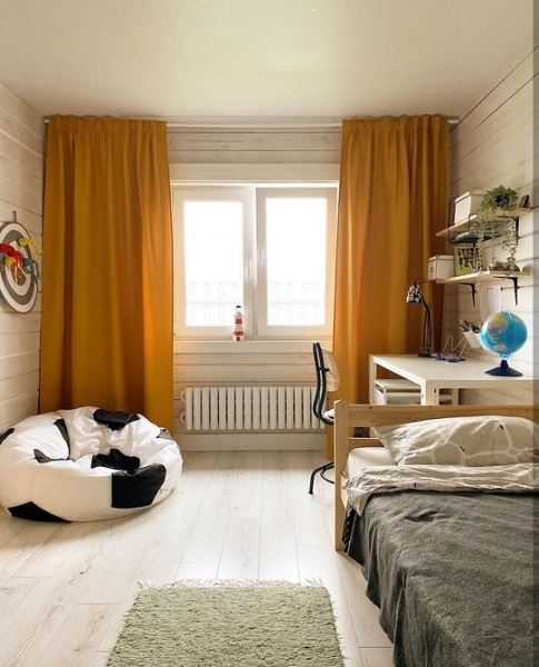 Желтые шторы в интерьере: где, как использовать, фото