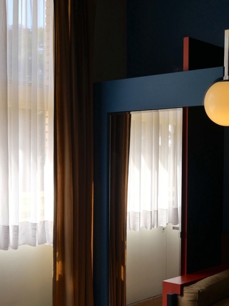 Желтые шторы в интерьере: где, как использовать, фото