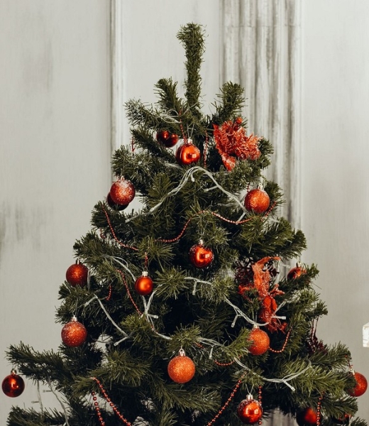 5 неактуальных приемов в декоре к Новому году, по мнению декоратора