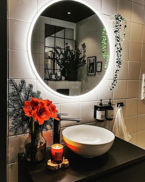 6 неожиданных идей для новогоднего декора ванной комнаты