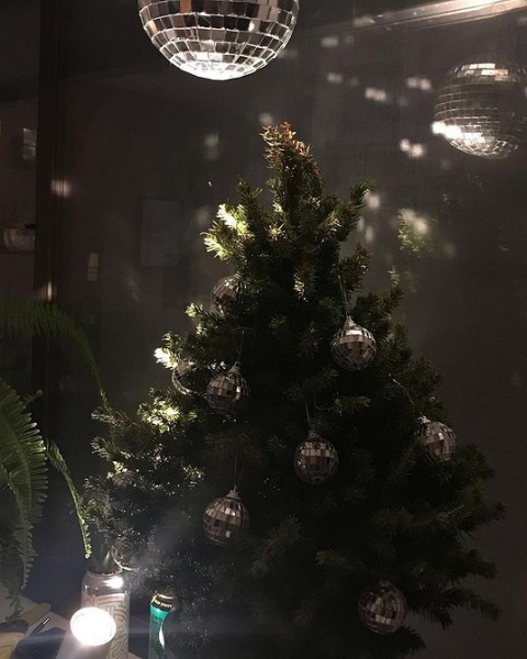 7 небанальных идей для декора квартиры по-новогоднему