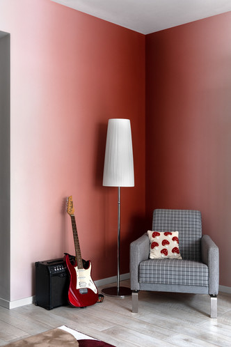 Дизайнерский интерьер со скромным бюджетом на 60 м&sup2;