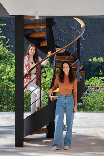 Дом под Рио-де-Жанейро с бассейном и необычной сауной