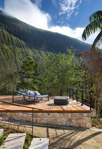 Дом под Рио-де-Жанейро с бассейном и необычной сауной