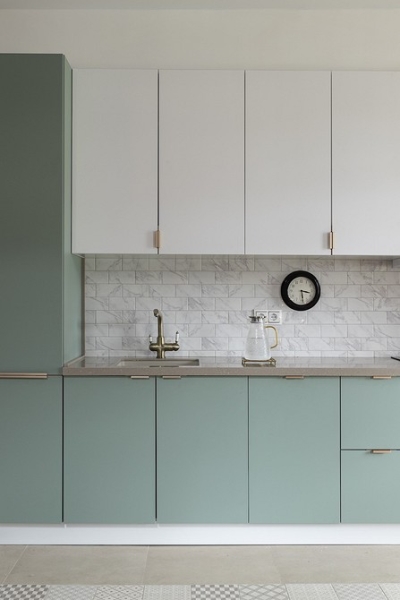 Двухэтажный дуплекс 75 кв. м с необычным интерьером для яркой хозяйки