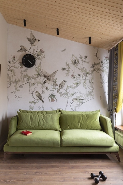 Двухэтажный дуплекс 75 кв. м с необычным интерьером для яркой хозяйки