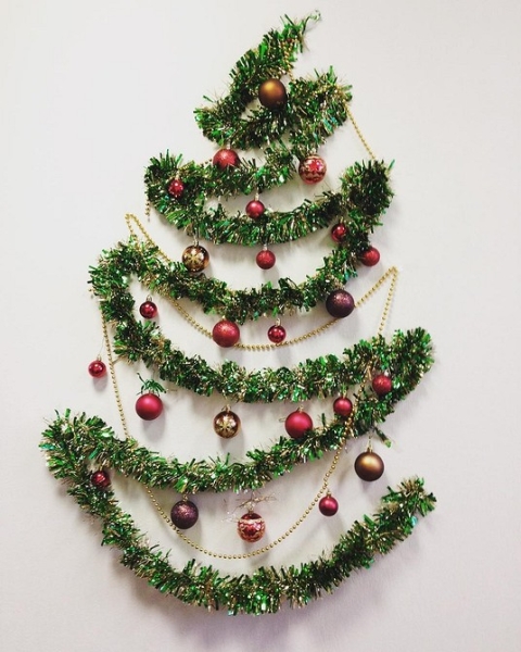 Елка из мишуры своими руками: идеи оформления и 5 пошаговых инструкций (36 фото)