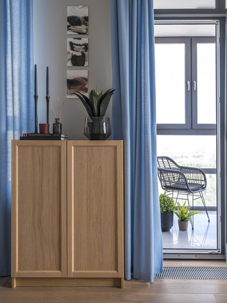 Этюд в синих тонах: двухкомнатная квартира в Москве