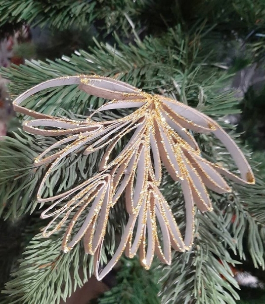 Игрушки на елку своими руками: 13 простых идей и 86 фотопримеров