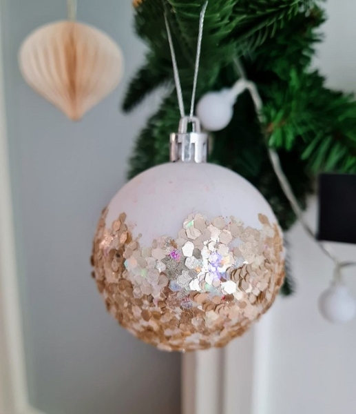 Игрушки на елку своими руками: 13 простых идей и 86 фотопримеров