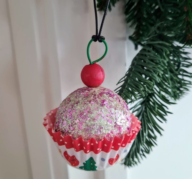 Игрушки на елку своими руками: 13 простых идей и 86 фотопримеров