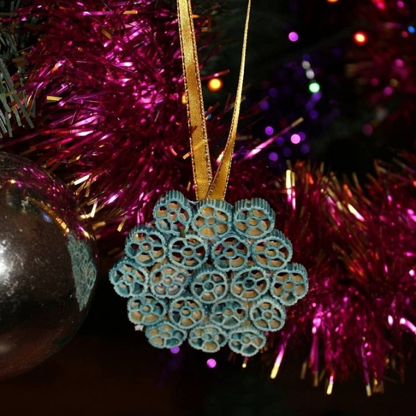 Игрушки на елку своими руками: 13 простых идей и 86 фотопримеров