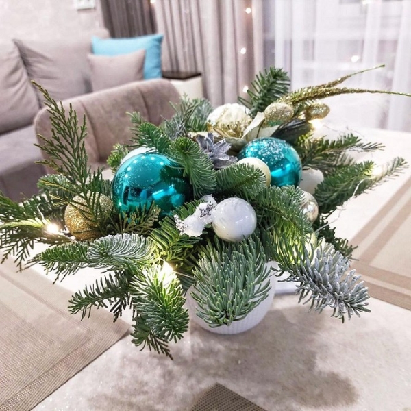 Как сделать новогодние композиции своими руками: идеи с видеоинструкциями и 62 фото