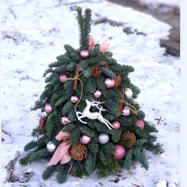 Как сделать новогодние композиции своими руками: идеи с видеоинструкциями и 62 фото