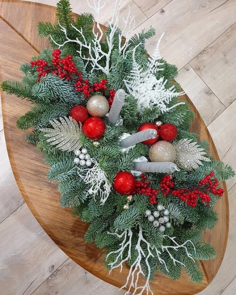 Как сделать новогодние композиции своими руками: идеи с видеоинструкциями и 62 фото