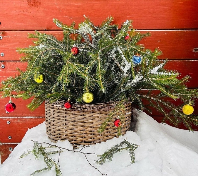 Как сделать новогодние композиции своими руками: идеи с видеоинструкциями и 62 фото