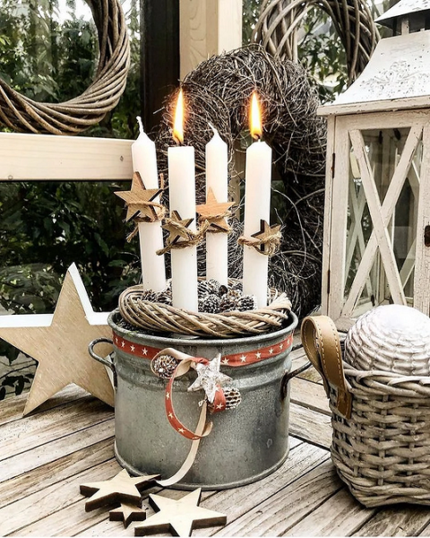 Как сделать новогодние композиции своими руками: идеи с видеоинструкциями и 62 фото