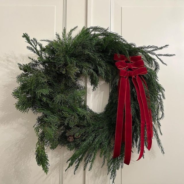 Как сделать новогодние композиции своими руками: идеи с видеоинструкциями и 62 фото