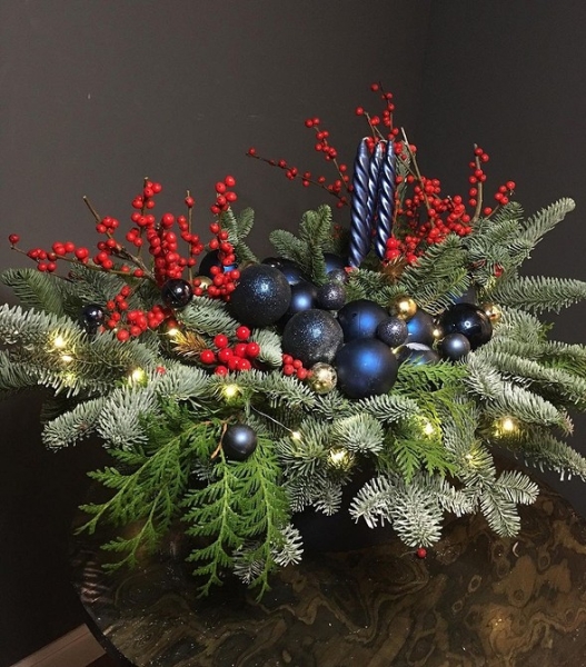 Как сделать новогодние композиции своими руками: идеи с видеоинструкциями и 62 фото