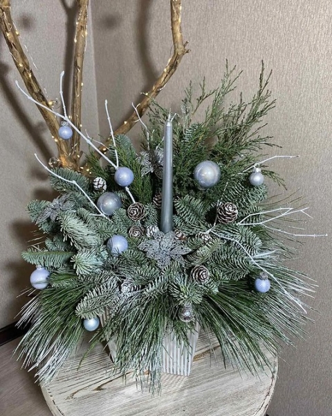 Как сделать новогодние композиции своими руками: идеи с видеоинструкциями и 62 фото