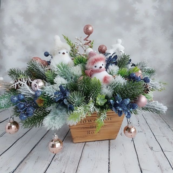 Как сделать новогодние композиции своими руками: идеи с видеоинструкциями и 62 фото