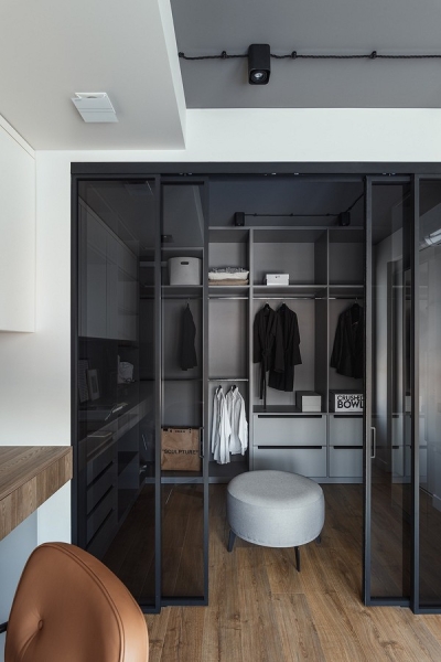 Как скомбинировали черты лофта и минимализма в одной квартире: реальный пример