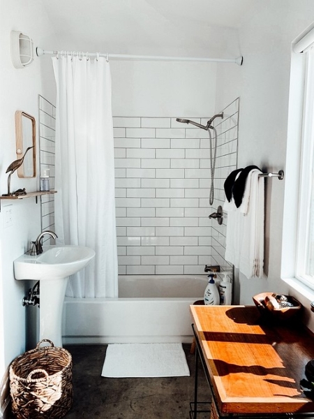 Коврик для туалета и ванной: материалы, правила выбора и 33 фото удачных решений