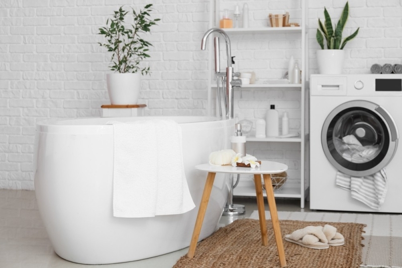 Коврик для туалета и ванной: материалы, правила выбора и 33 фото удачных решений