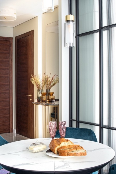 Кухня-гостиная, спальня и гардеробная-спортзал: квартира 52 кв. м, из которой выжали максимум