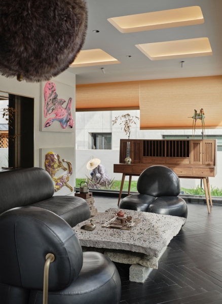 Необычная штаб-квартира архитектурной студии с садом камней в Китае