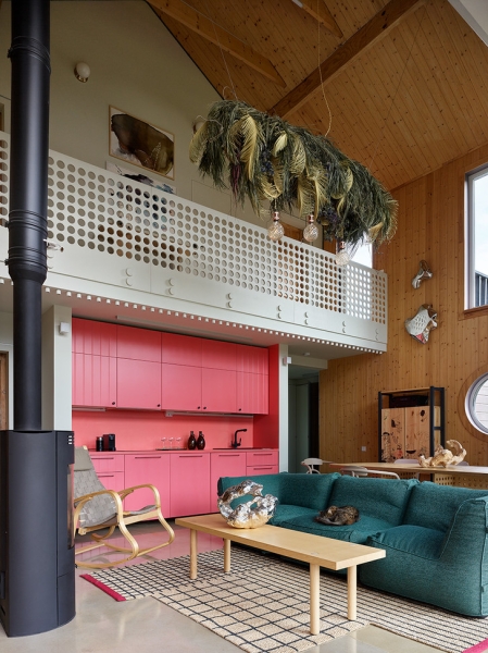 Подмосковная дача 140 м²: в гостях у архитекторов Ильи и Светланы Хомяковых