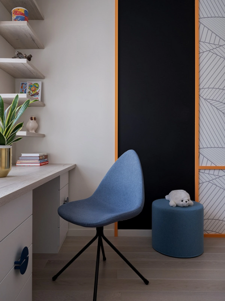 Рабочая зона у окна: советы по обустройству и идеи для разных комнат (92 фото)