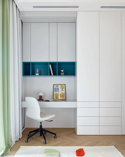 Рабочая зона у окна: советы по обустройству и идеи для разных комнат (92 фото)