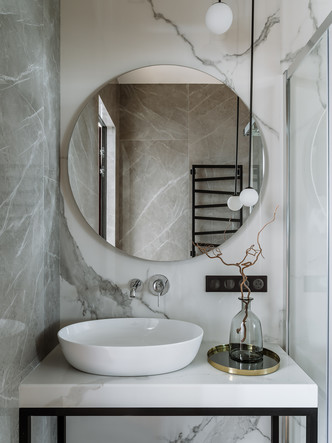 Сила контраста: строгая мужская квартира 112 м&sup2;