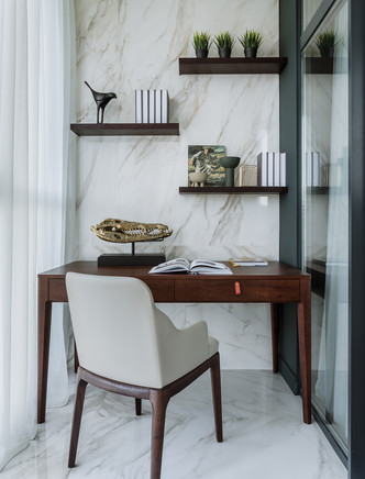 Сила контраста: строгая мужская квартира 112 м&sup2;