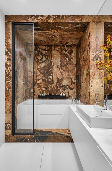 Современная квартира 130 м&sup2; в центре Петроградки