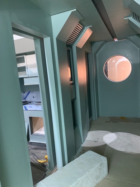 Жизнь на 12 м²: что такое капсульные квартиры, как в них живут и какое отношение к этому имеет Фандорин