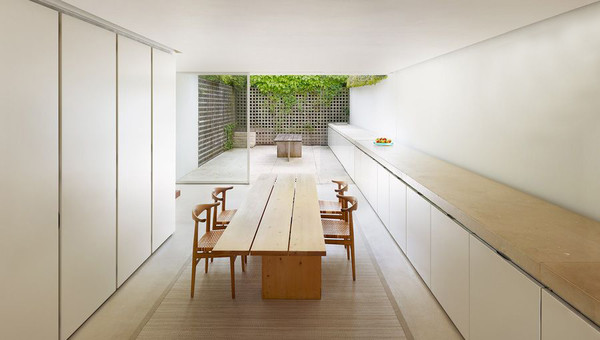 25 интерьеров с белыми стенами