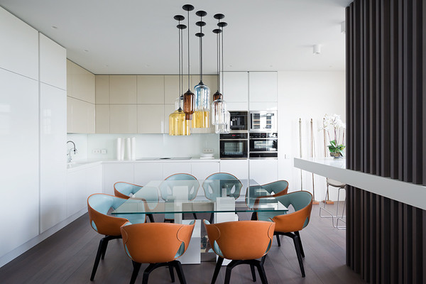 25 интерьеров с белыми стенами