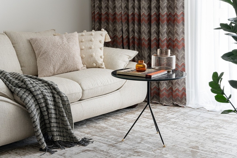 Белый диван в интерьере: какой выбрать, куда поставить, с чем сочетать (90 фото)