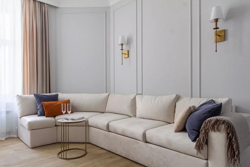 Белый диван в интерьере: какой выбрать, куда поставить, с чем сочетать (90 фото)