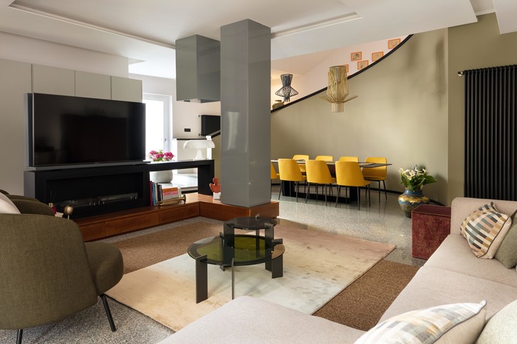 Дом в Неаполе для молодой пары с атмосферой 1970-х