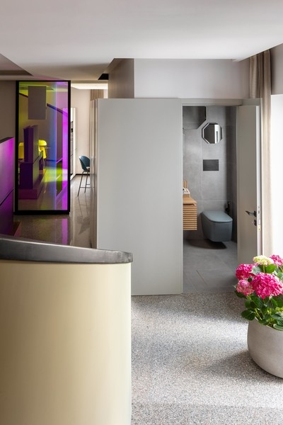 Дом в Неаполе для молодой пары с атмосферой 1970-х