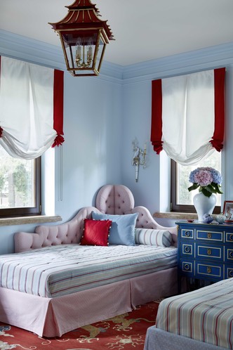 Игра в классики: дом в Подмосковье