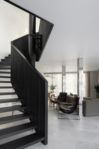 Интерьер с обложки: деревянный дом на берегу Финского залива