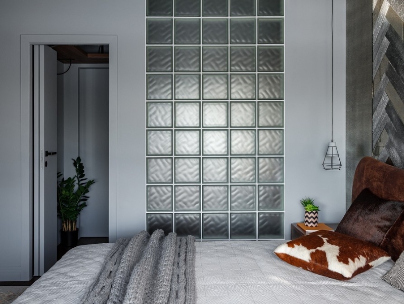 Как разместить гардеробную в спальне: 8 идей с планировками от дизайнеров