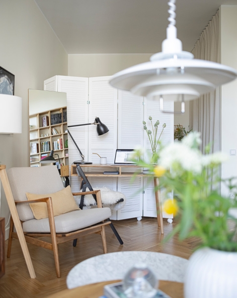 Маленькая, уютная квартира 41 м² в стиле mid-century