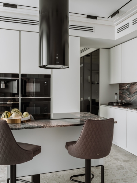 Московская квартира 116 м² в синих тонах