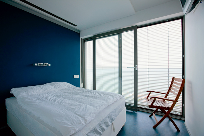 Необычный дом на берегу Черного моря