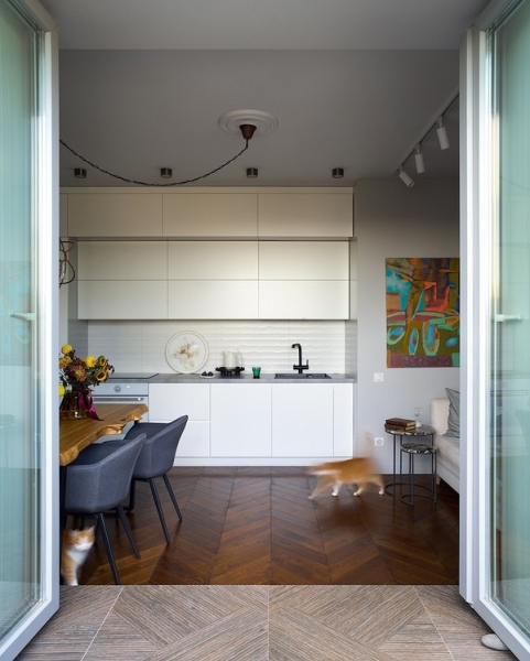 Нью-Йорк с французским акцентом: квартира в Екатеринбурге для девушки